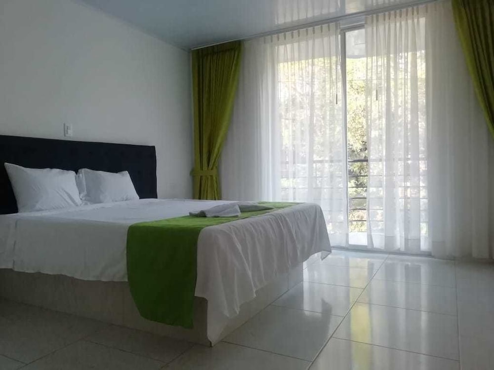 Comfort Double Room, 1 Queen Bed photo 3