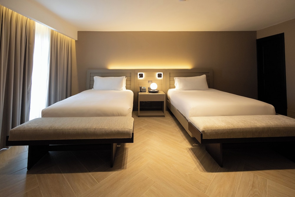 Deluxe Double Room, Garden View