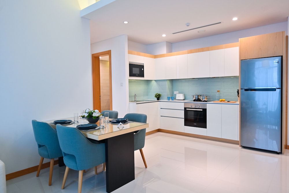 Luxury Suite, 1 Bedroom - Photo 2