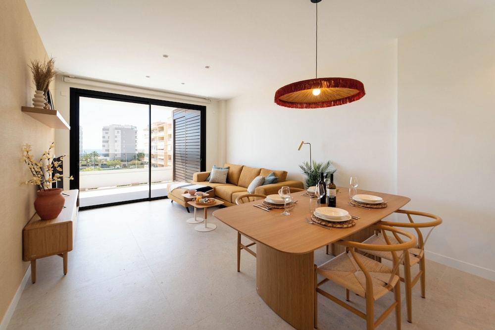 Superior Apartment, 2 Bedrooms, Ocean View photo 2