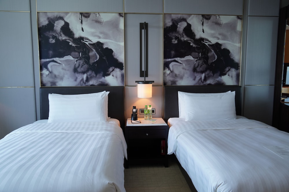 Deluxe Room, 2 Twin Beds, Sea View - Photo 7