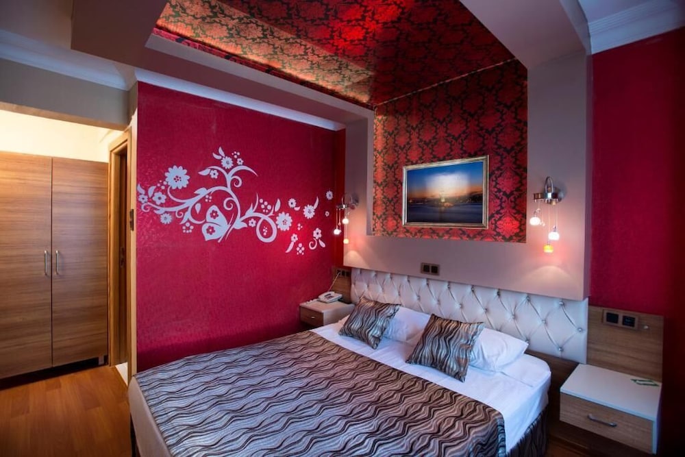 Standard Double Room photo 3