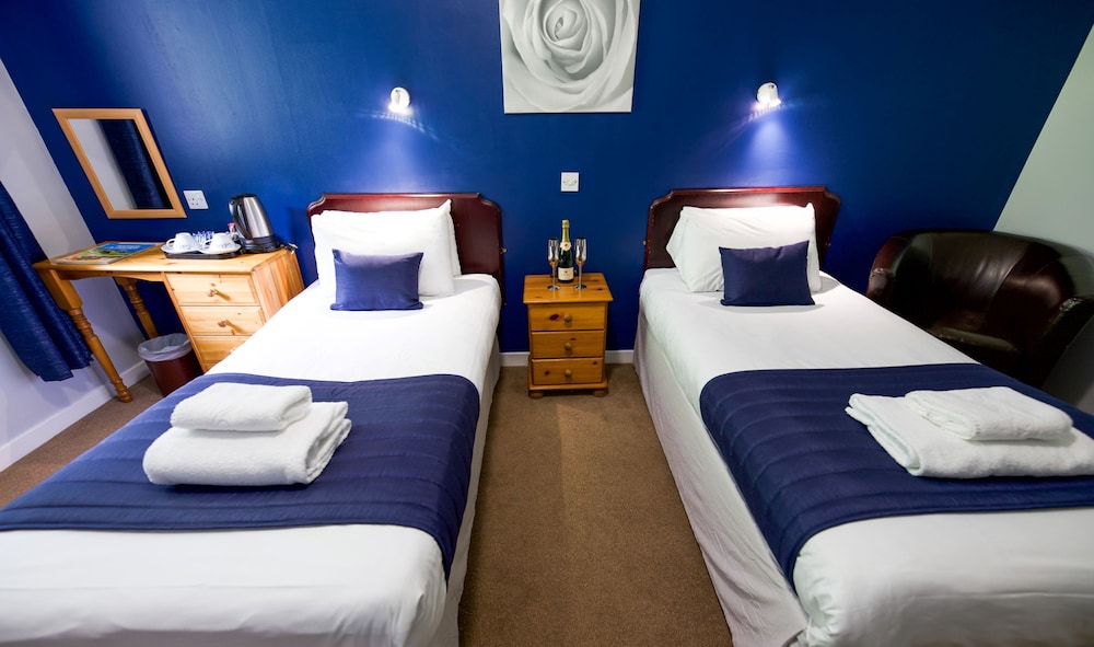 Basic Twin Room, Annex Building photo 2