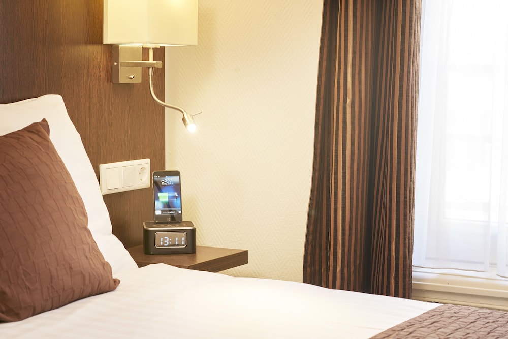 Single Room, 1 Twin Bed, City View photo 2