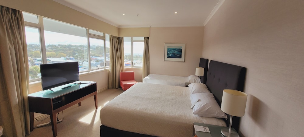 Quadruple Suite