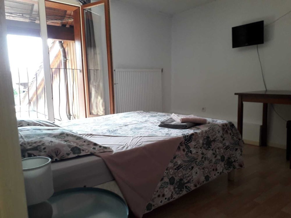 Basic Room photo 2