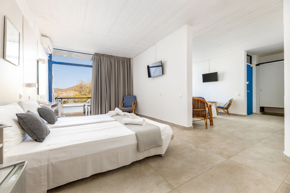 Family Room, Sea View photo 3
