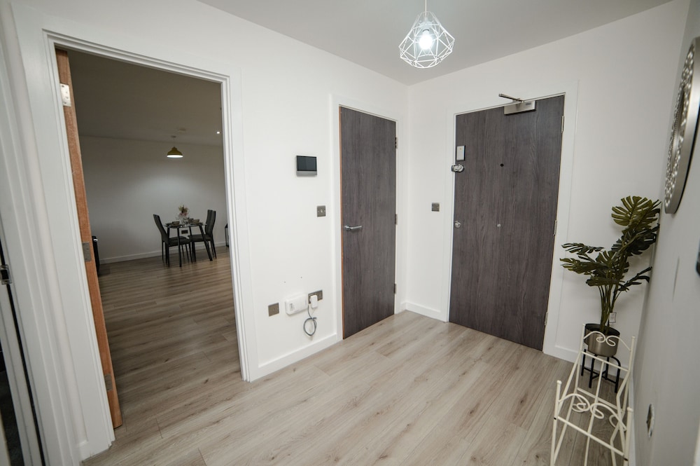 Luxury Apartment, Accessible, Ensuite photo 2