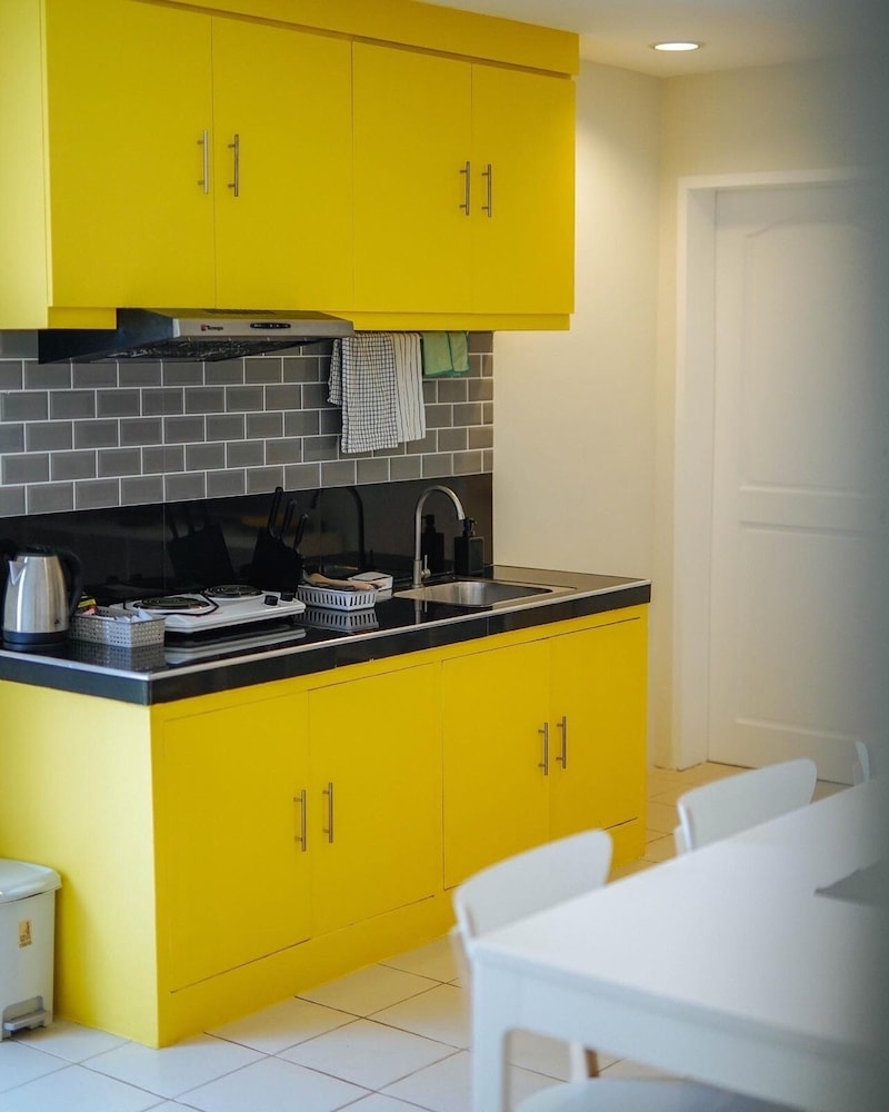 Suite - Photo 7
