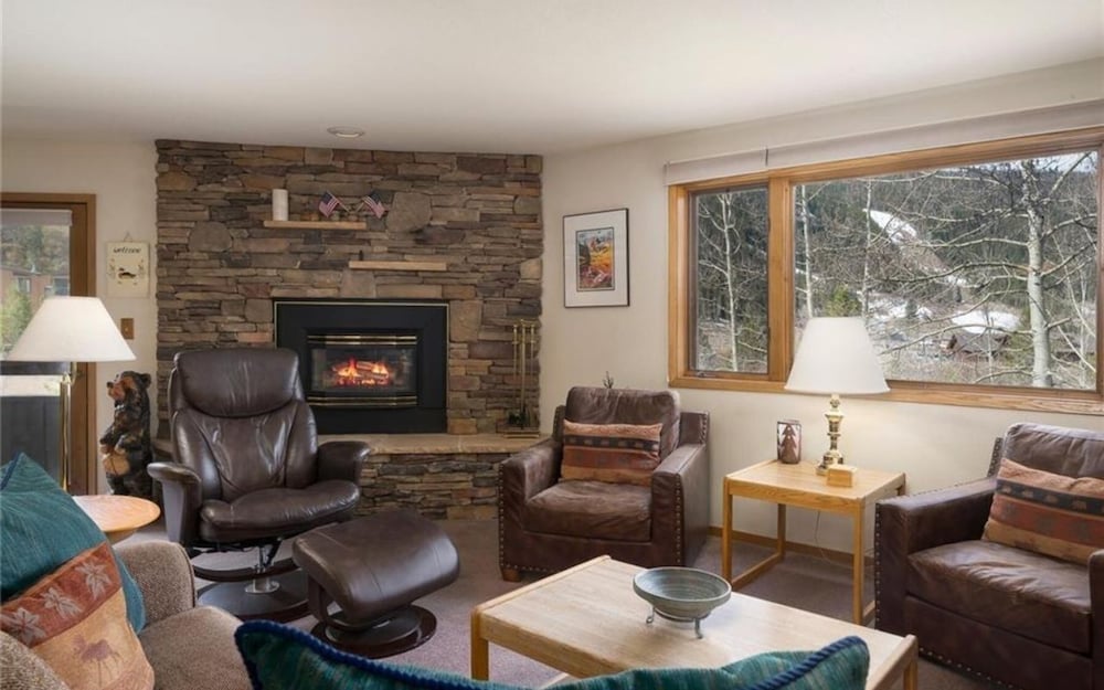Condo, 3 Bedrooms