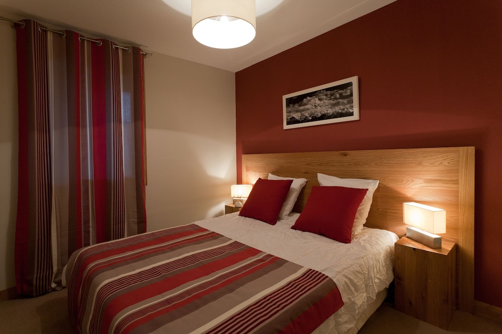 3-room apartment for 6 people, family, mountain view photo 1