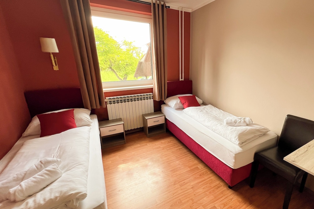 Comfort Room, 2 Bedrooms
