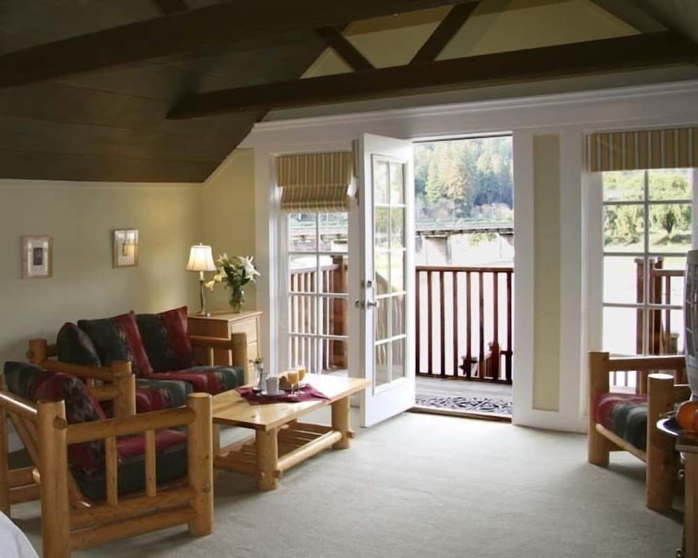 Classic Studio, River View photo 1