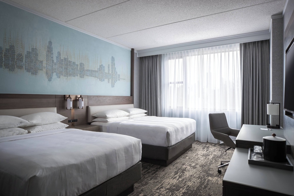 Room - Photo 2