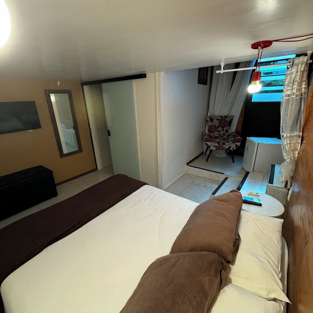 Economy Double Room photo 3