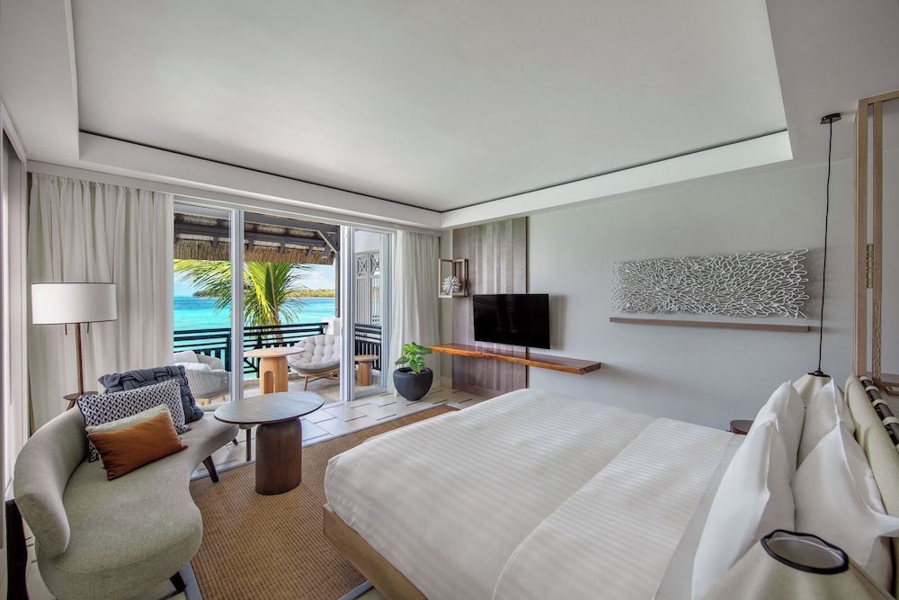 Room, 1 King Bed, Ocean View (Frangipani)