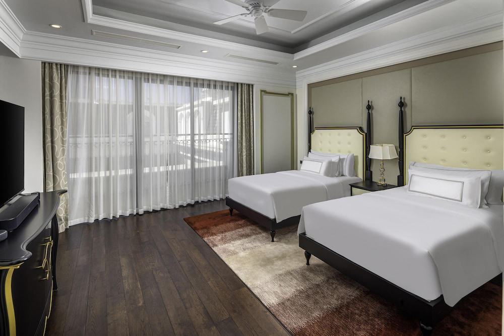 Presidential Suite photo 3
