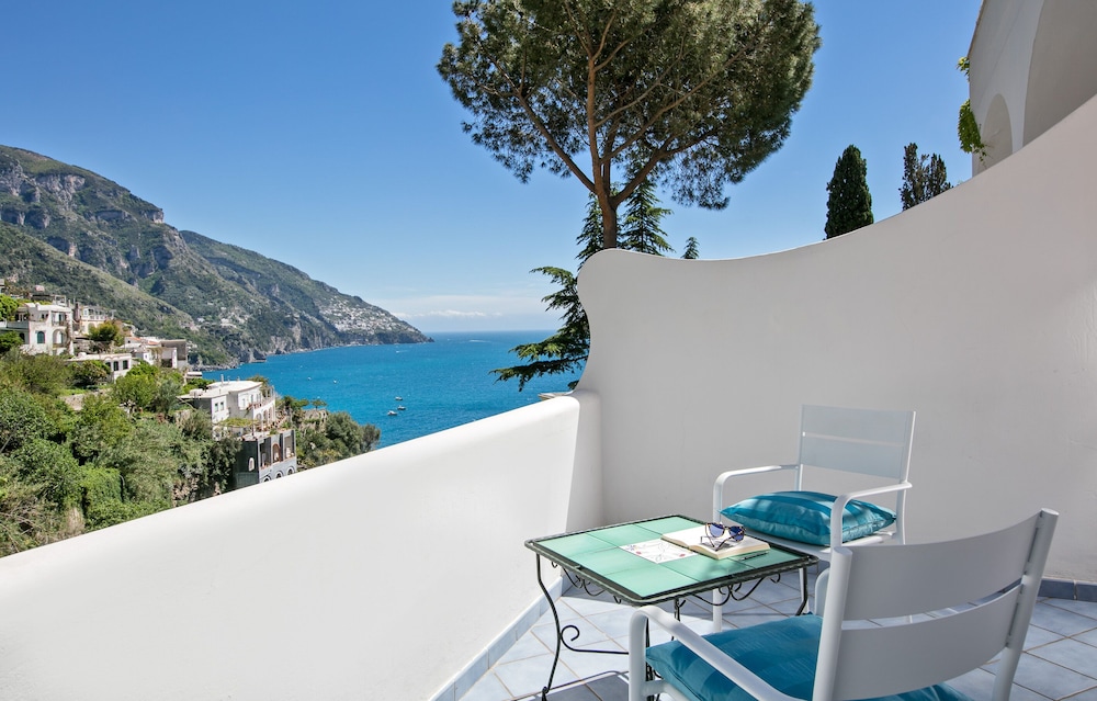 Superior Room, Terrace, Partial Sea View photo 3