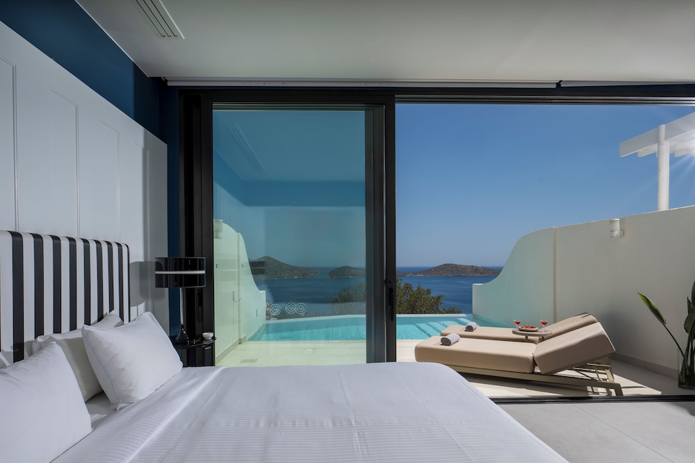 One Bedroom Serenity Suite, Private Pool, Sea View