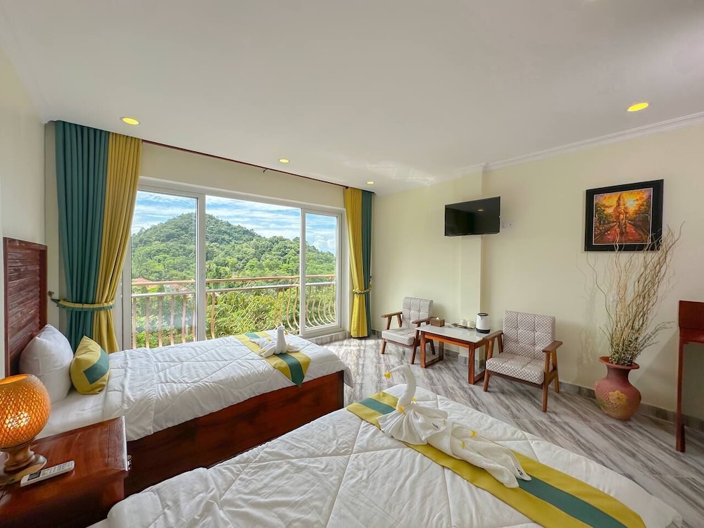 Comfort Twin Room, 2 Bedrooms, Mountain View photo 3