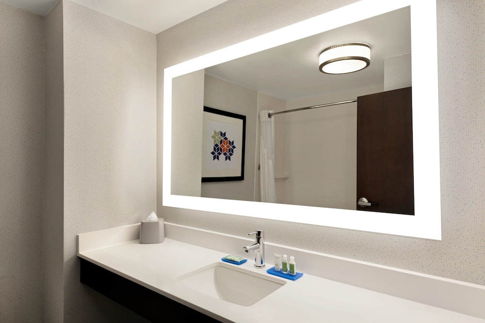 Suite, 2 Queen Beds - Photo 5