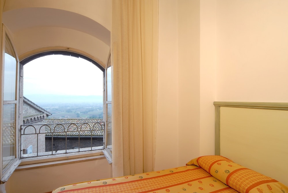 Panoramic Triple Room photo 3