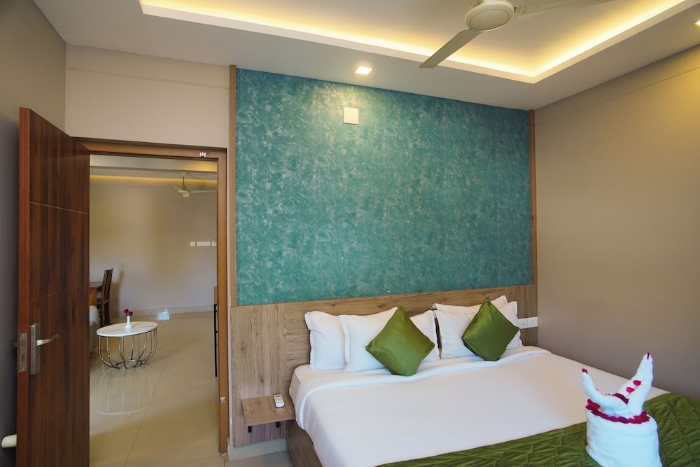 Deluxe Room, Balcony