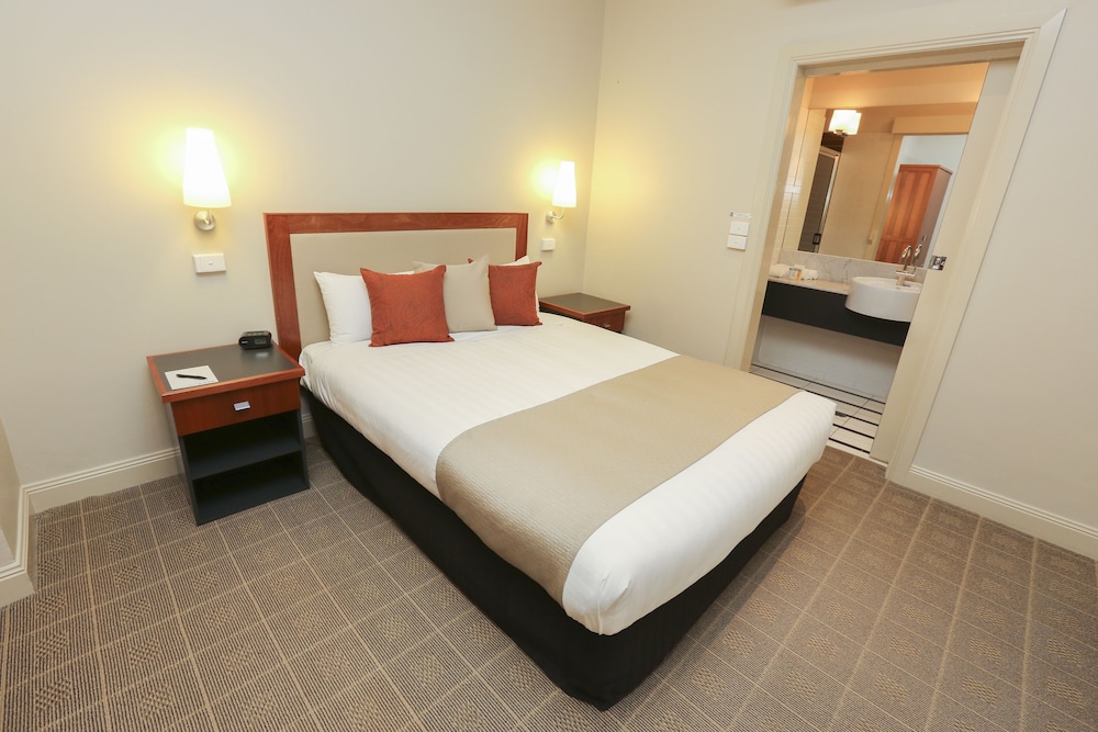 Quality Queen Room photo 3