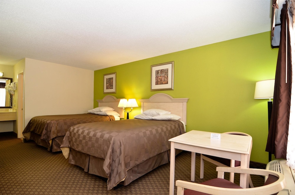 Deluxe Room, 2 Double Beds, Smoking, Refrigerator & Microwave photo 3
