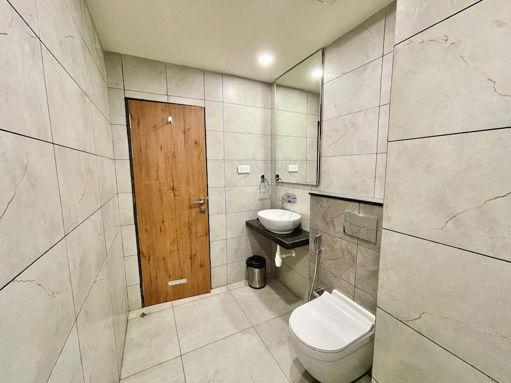 Premium Double Room photo 2