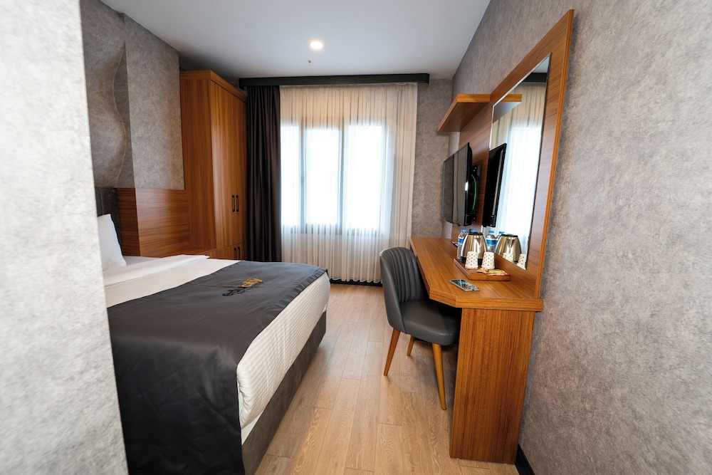 Superior Room, City View photo 2