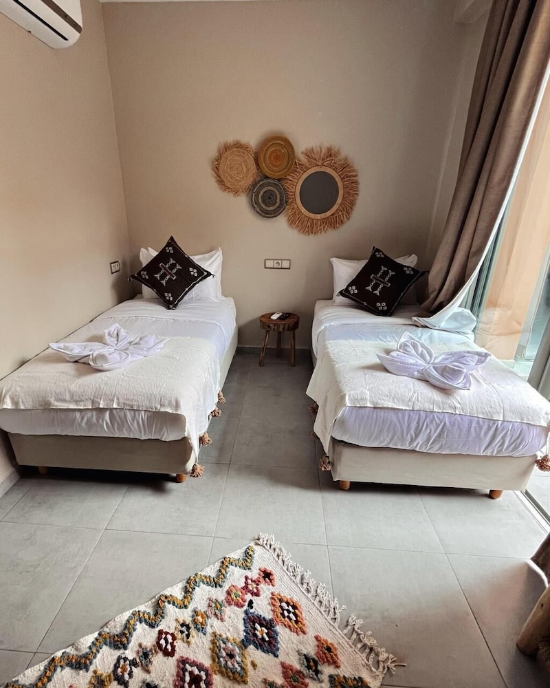 Standard Double or Twin Room photo 1