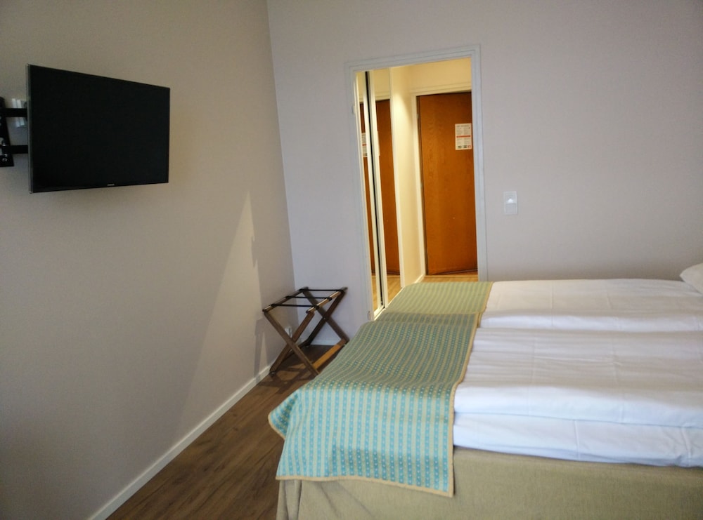 Standard Double Room, 1 Queen Bed - Photo 2