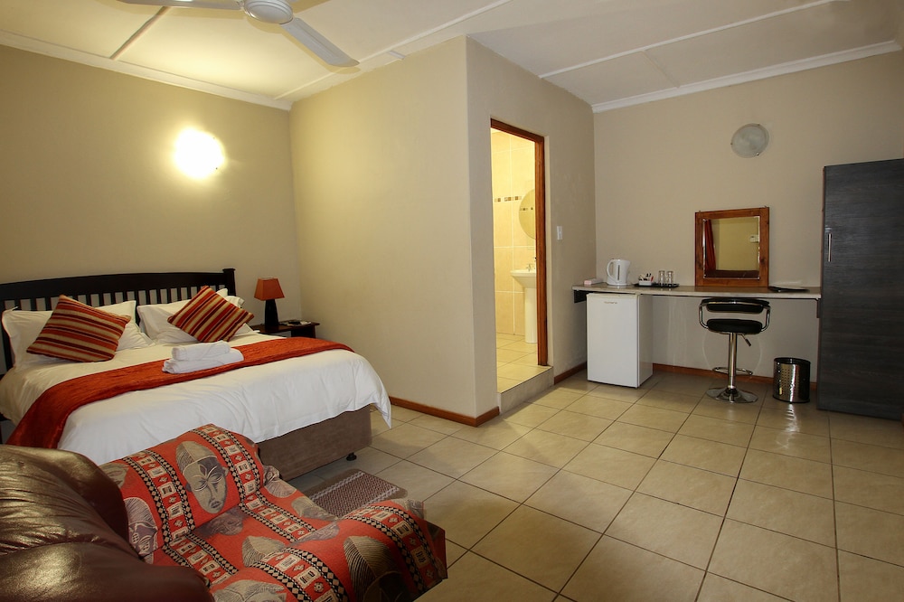Standard Suite photo 2