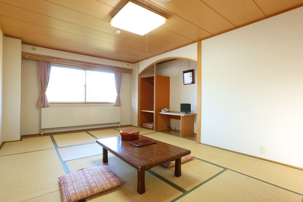 Japanese Style Standard Room, Shared Bathroom photo 3
