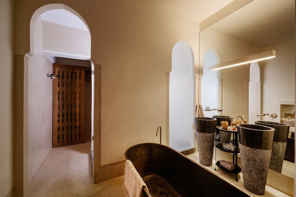 Junior Suite terrace and Jetted Tub