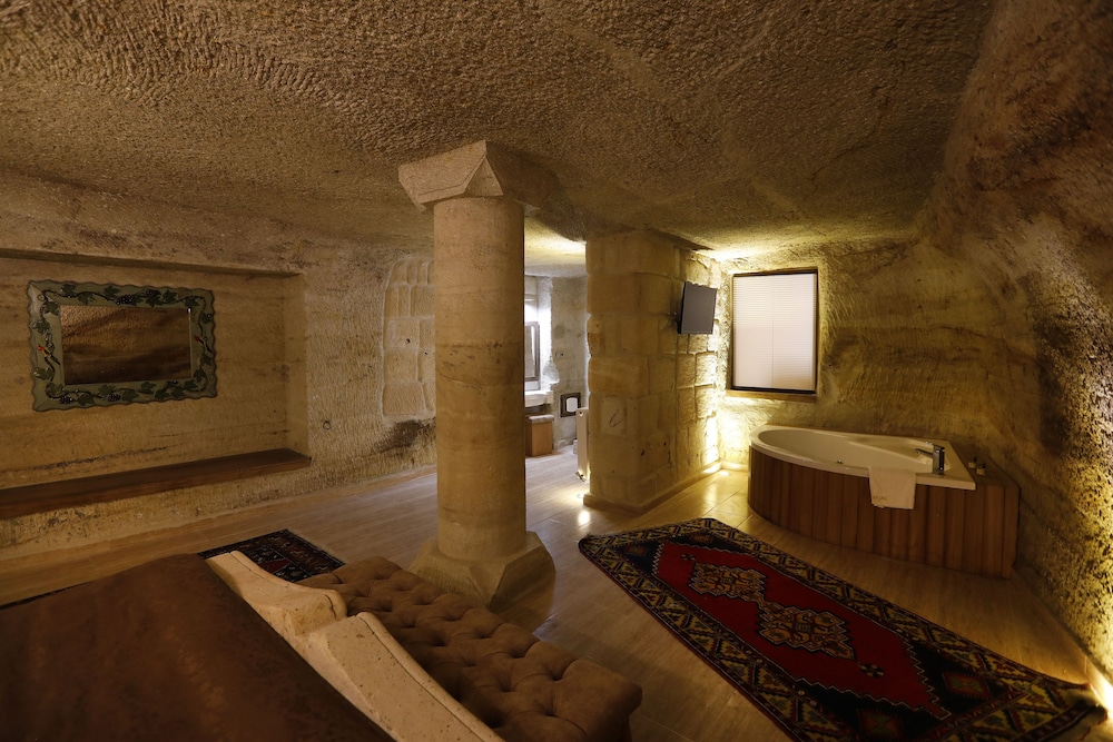 Royal Suite photo 3