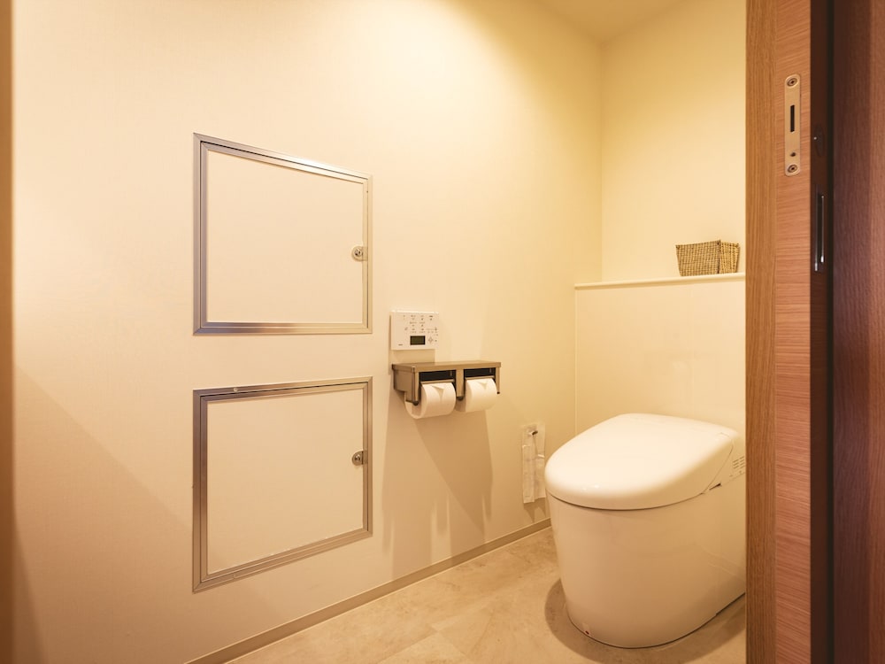 Standard Japanese Western-style Room B, Non Smoking, No Private Bathroom - Photo 3