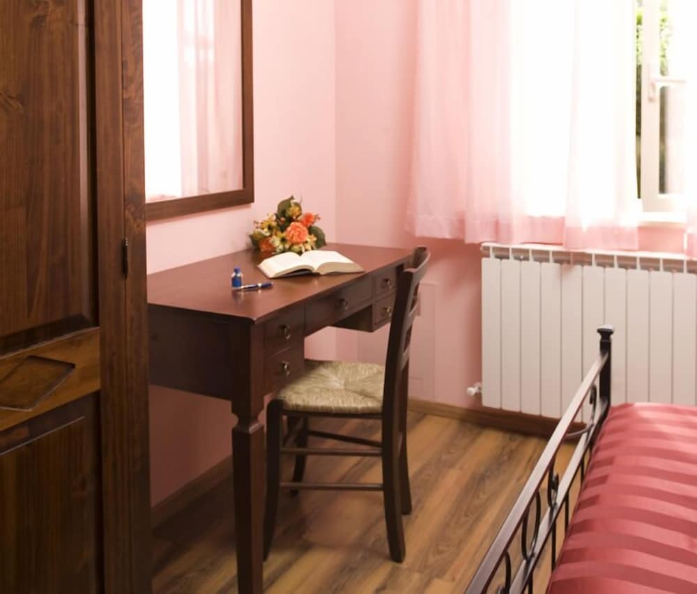 Comfort Room, 2 Bedrooms (Ciliegia) photo 1