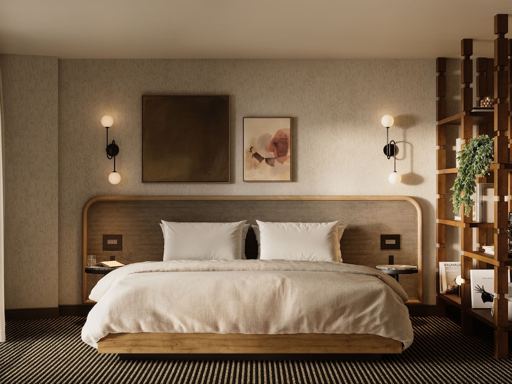 Premium Room, 1 King Bed, Mountain View