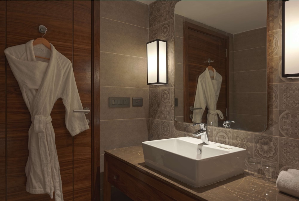 Executive Suite, Non Smoking photo 3