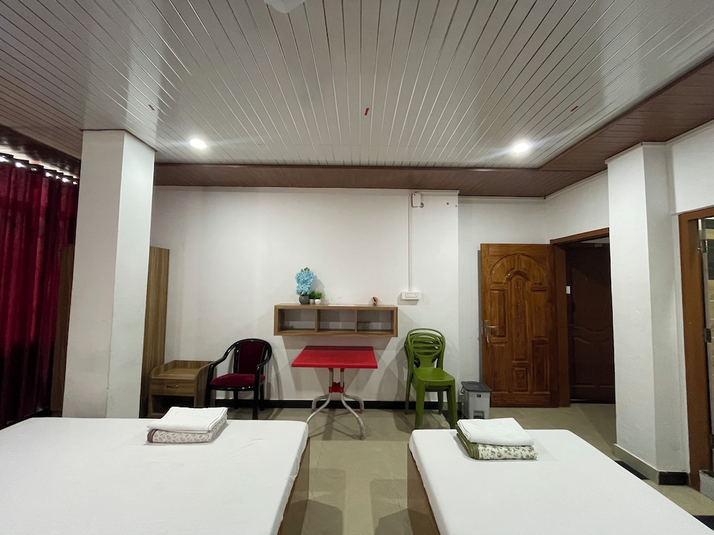 Family Room photo 1