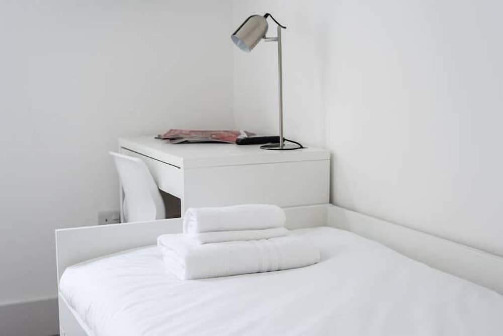 Deluxe Apartment - Flat 2 photo 3