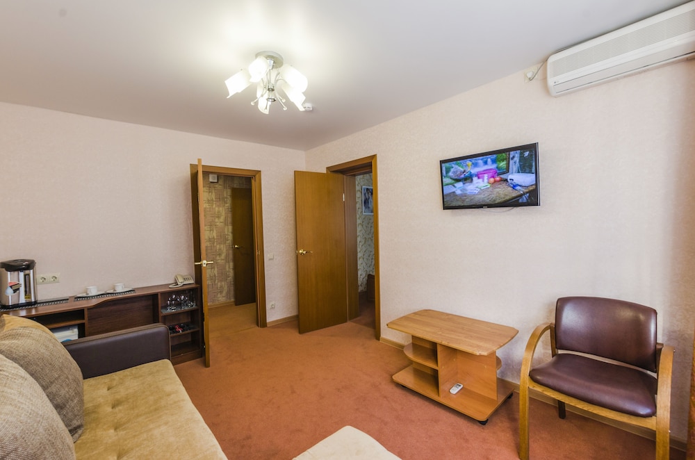 Standard Suite, 1 Double Bed (With Ac) photo 1
