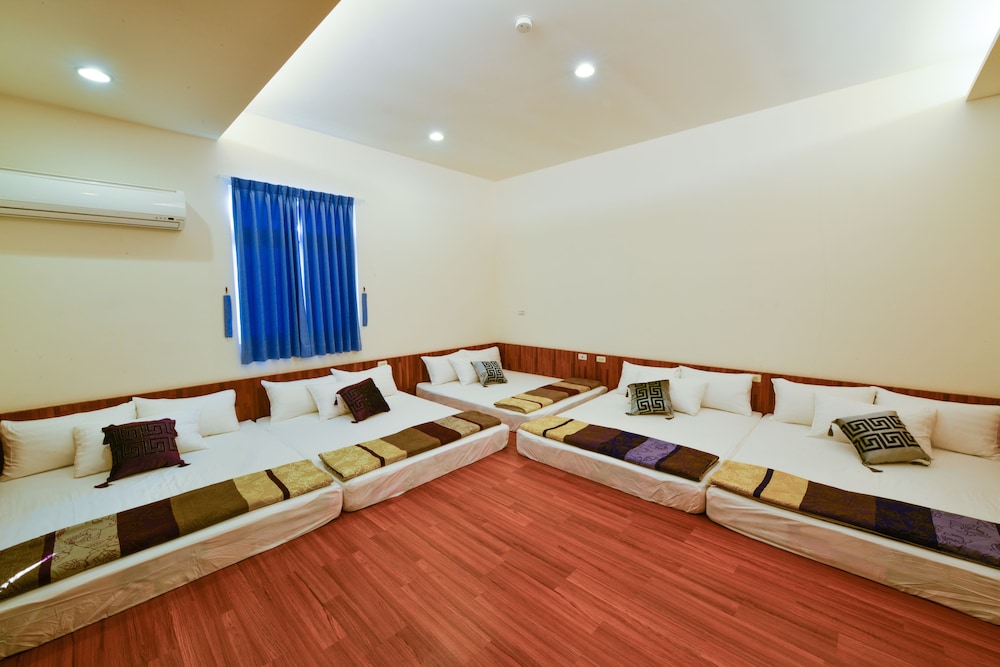 Family Room photo 1