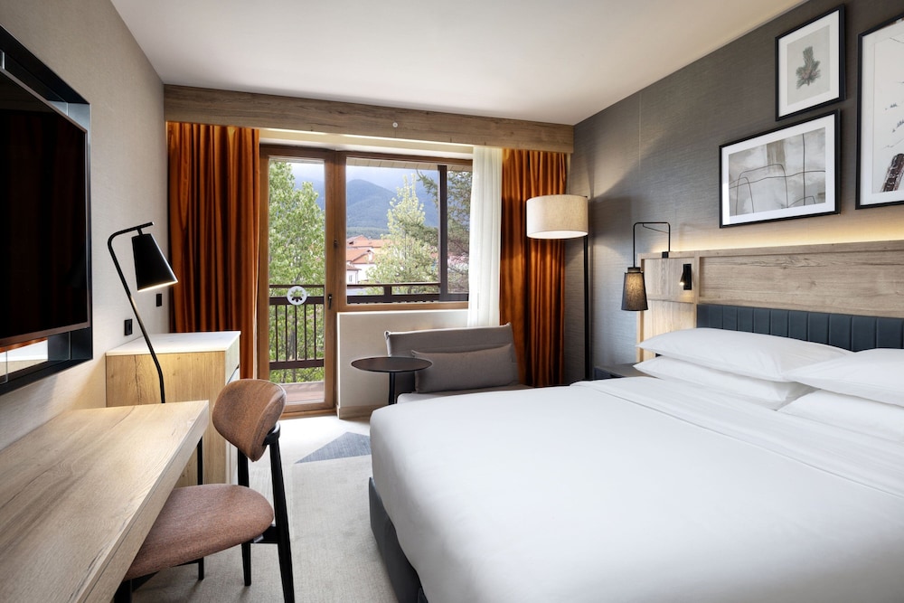 Deluxe Room, 1 Double Bed, Balcony