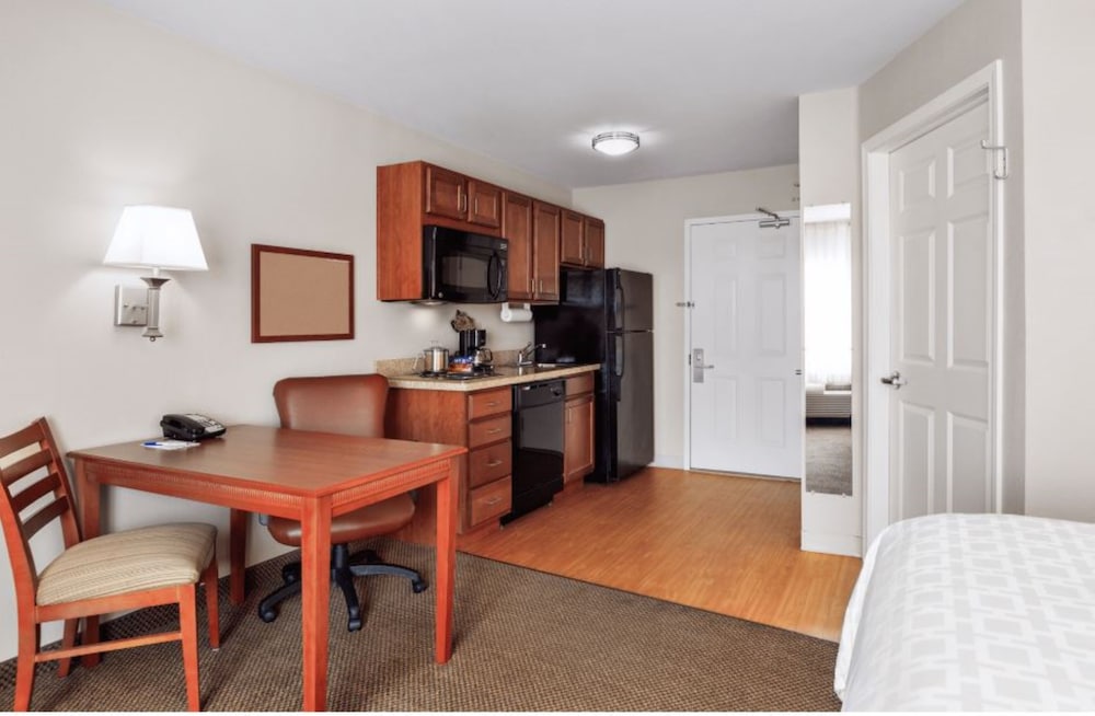 Studio Suite, 2 Queen Beds, Accessible Bathtub (Mobility) photo 1
