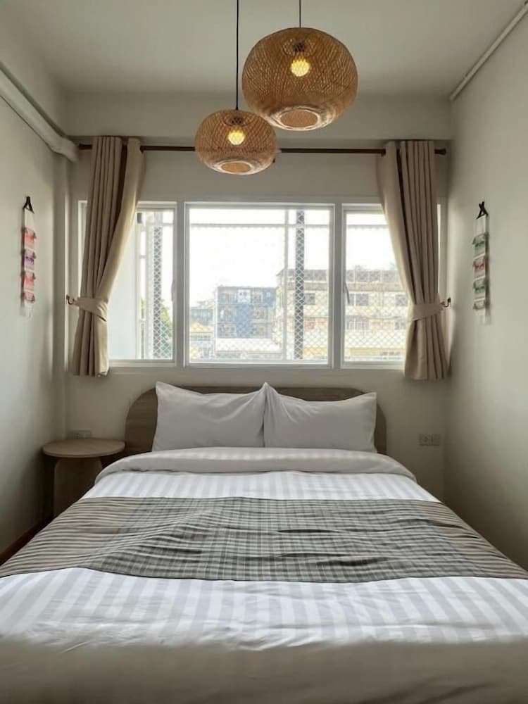Deluxe Double Room, City View photo 1