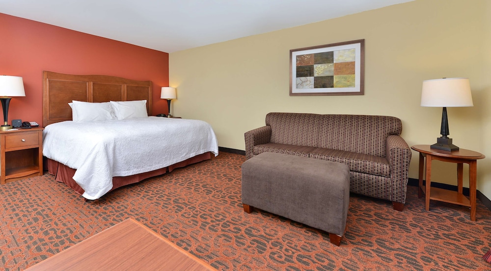 Room, 1 King Bed with Sofa bed (Study) - Photo 1