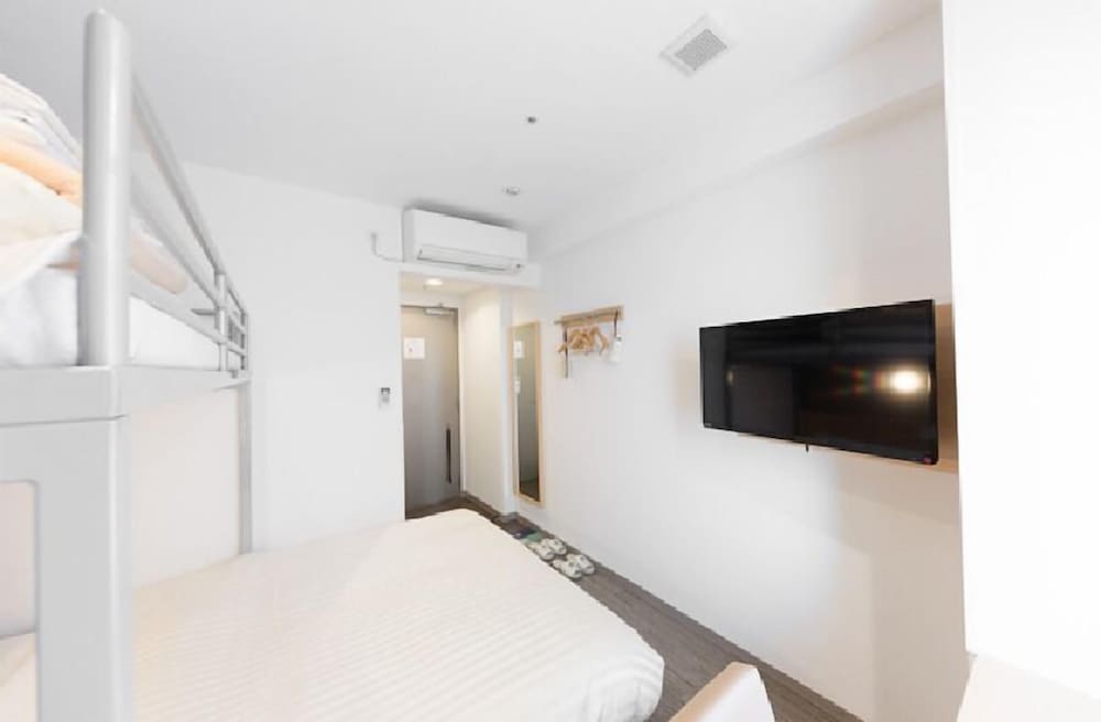 Room (Double Bed and Bunk Bed) photo 2